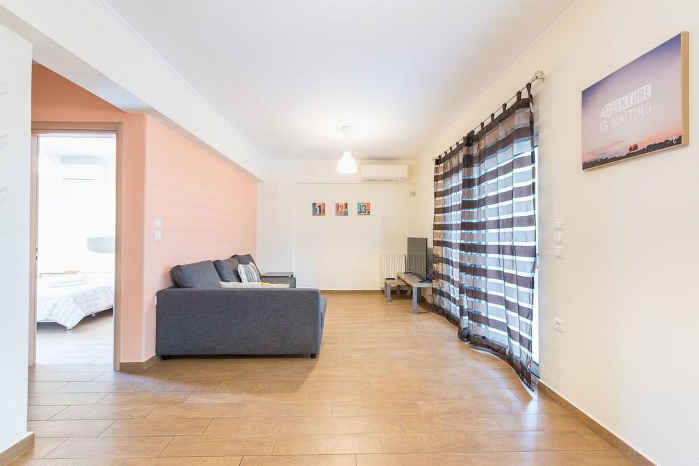 Athens Prime Apartments ภายนอก รูปภาพ